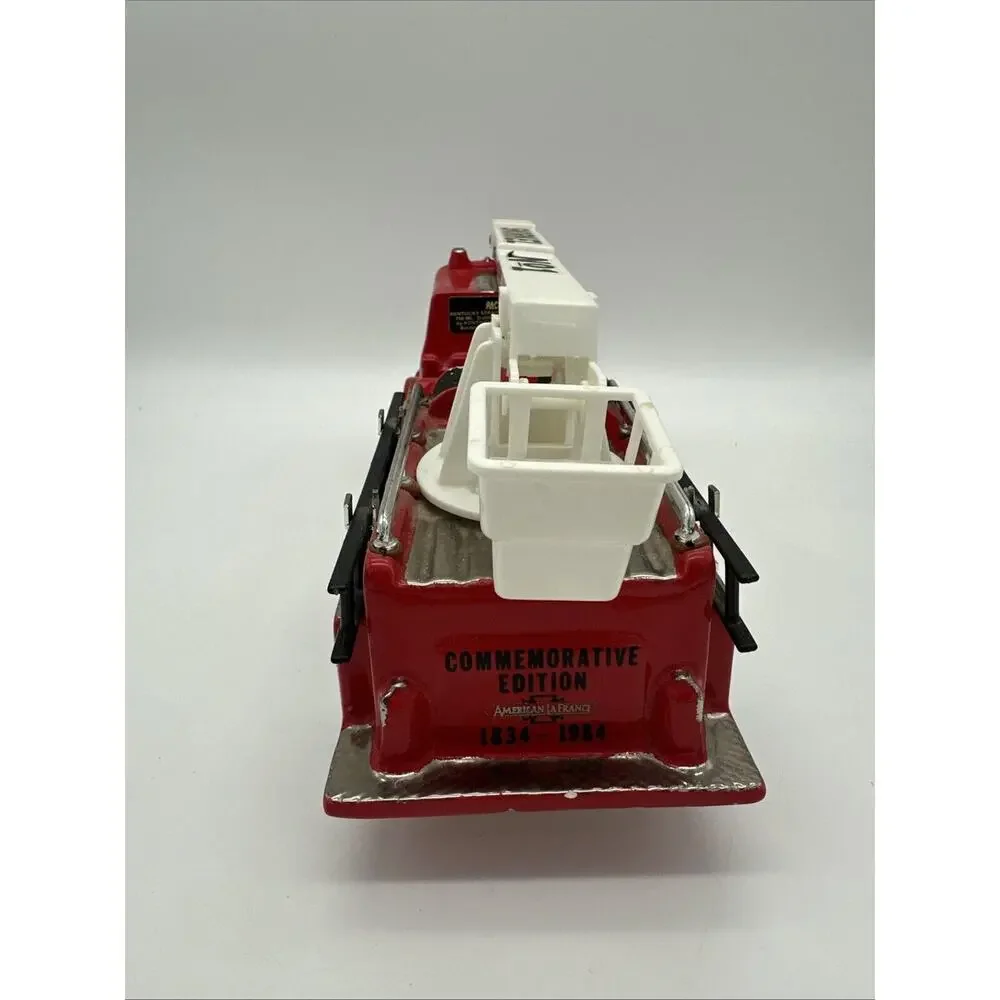 Pacesetter Decanter Vintage Snorkel Unit No. 1 Fire Engine. #840 Of 2400